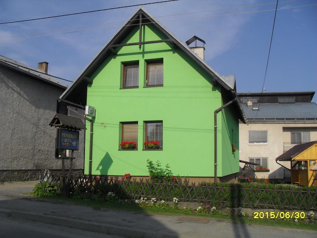 Penzion U Peta Hrustin Buitenkant foto