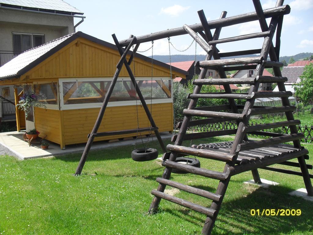 Penzion U Peta Hrustin Buitenkant foto